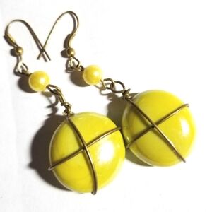 Wire wrapped earrings yellow glass gold tone